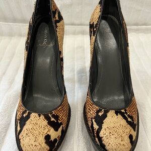 Calvin Klein Women's Black and Brown Patterned Heels